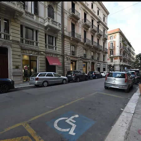 Minerva Mini Appartement Bari